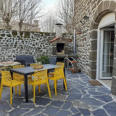 Maison Du Soleil Chez Isa Polignac  Exterior foto