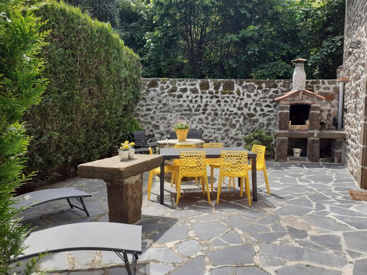 Maison Du Soleil Chez Isa Polignac (Haute-Loire)